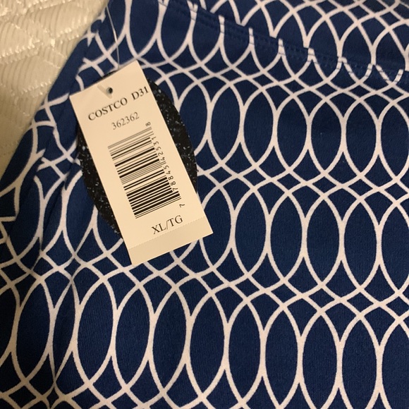 Skort - Picture 2 of 3